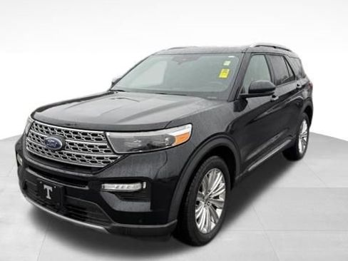 Used 2020 Ford Explorer Limited AWD/4WD image 2