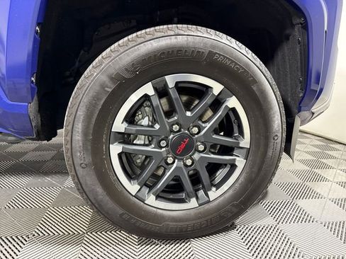 Certified 2024 Toyota Tacoma TRD Sport AWD/4WD image 11