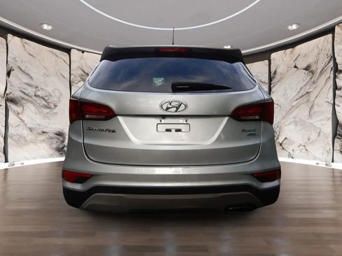 Used 2018 Hyundai Santa Fe Sport AWD/4WD image 7