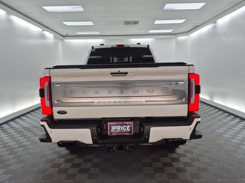 Used 2024 Ford F250 Platinum AWD/4WD image 7