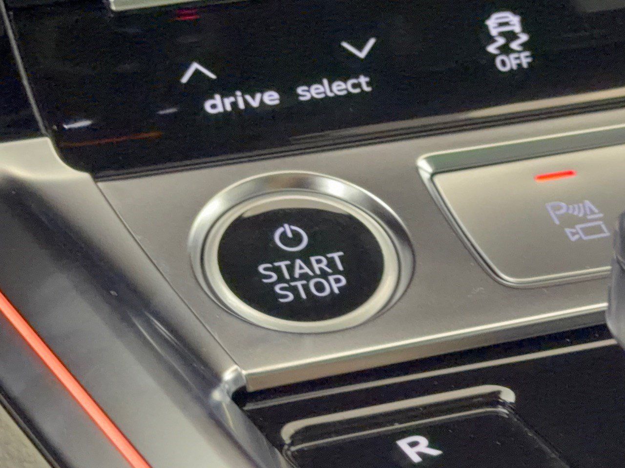Used 2024 Audi Q8 e-tron Prestige AWD/4WD image 20