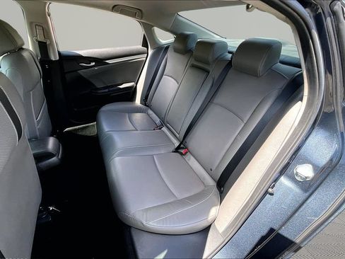Used 2018 Honda Civic EX-L image 16