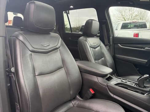 Used 2020 Cadillac XT6 Sport image 20