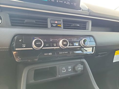 Certified 2025 Honda Pilot EX-L image 20