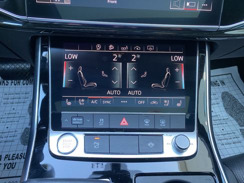 Used 2020 Audi Q7 2.0T Premium Plus w/ Premium Plus Package AWD/4WD image 25