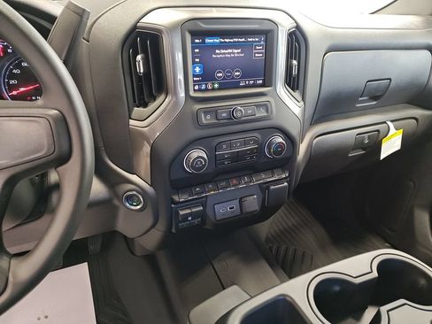 New 2026 Chevrolet Silverado 1500 Custom Trail Boss w/ Midnight Edition AWD/4WD image 11