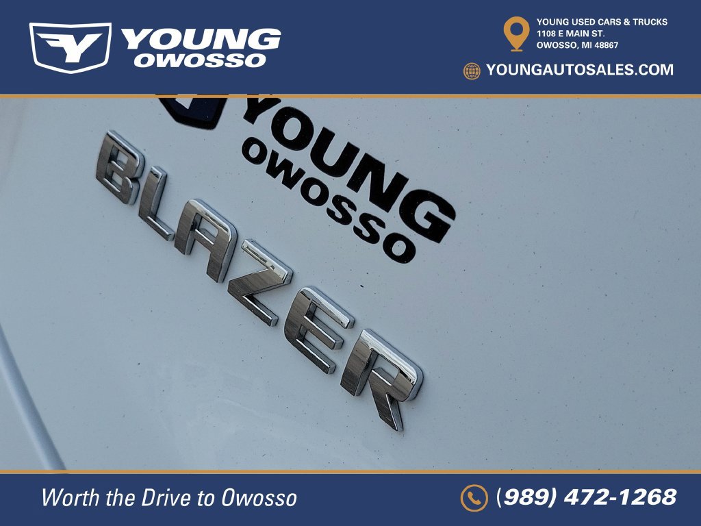 Certified 2024 Chevrolet Blazer LT w/ Convenience Package FWD image 33