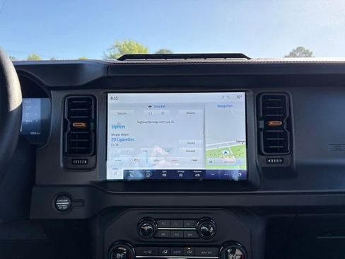 Used 2024 Ford Bronco Badlands AWD/4WD image 16