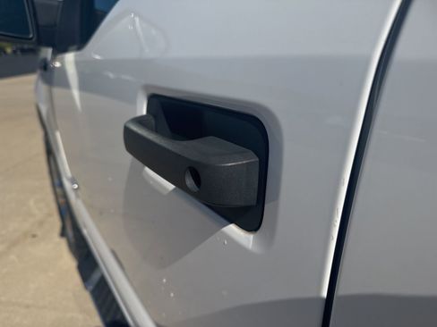 Used 2016 Ford F150 XLT w/ Equipment Group 301A Mid image 9