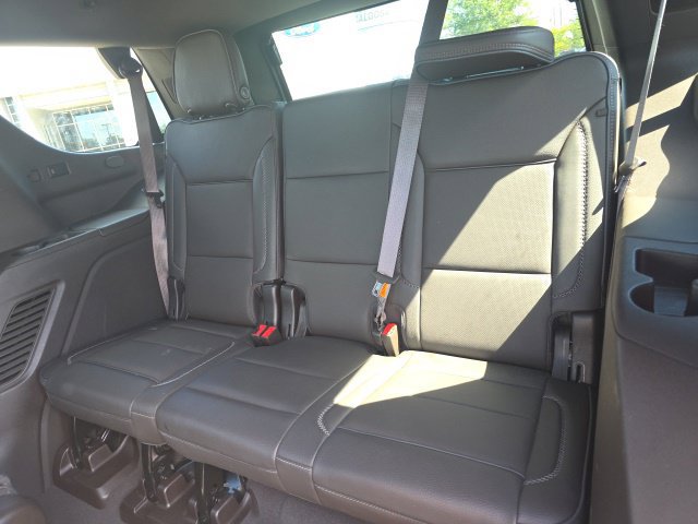 Used 2022 GMC Yukon Denali w/ Denali Ultimate Package RWD image 11