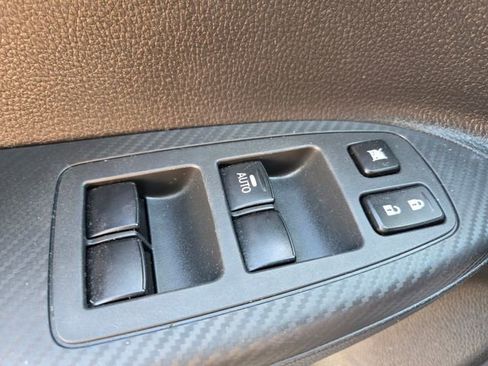 Used 2025 Mitsubishi Eclipse Cross SE AWD/4WD image 34
