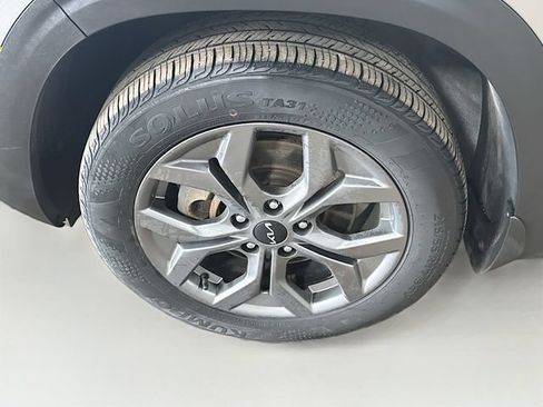 Used 2024 Kia Seltos S AWD/4WD image 31
