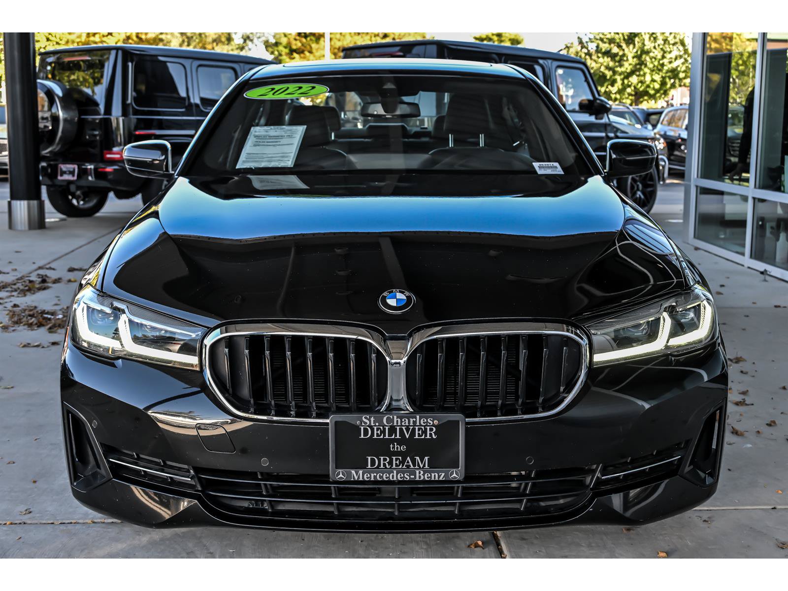 Used 2022 BMW 530i xDrive w/ Premium Package AWD/4WD image 4
