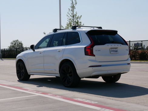 Used 2025 Volvo XC90 T8 Core w/ Climate Package AWD/4WD image 5