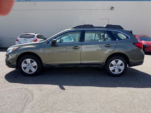 Used 2016 Subaru Outback 2.5i AWD/4WD image 4