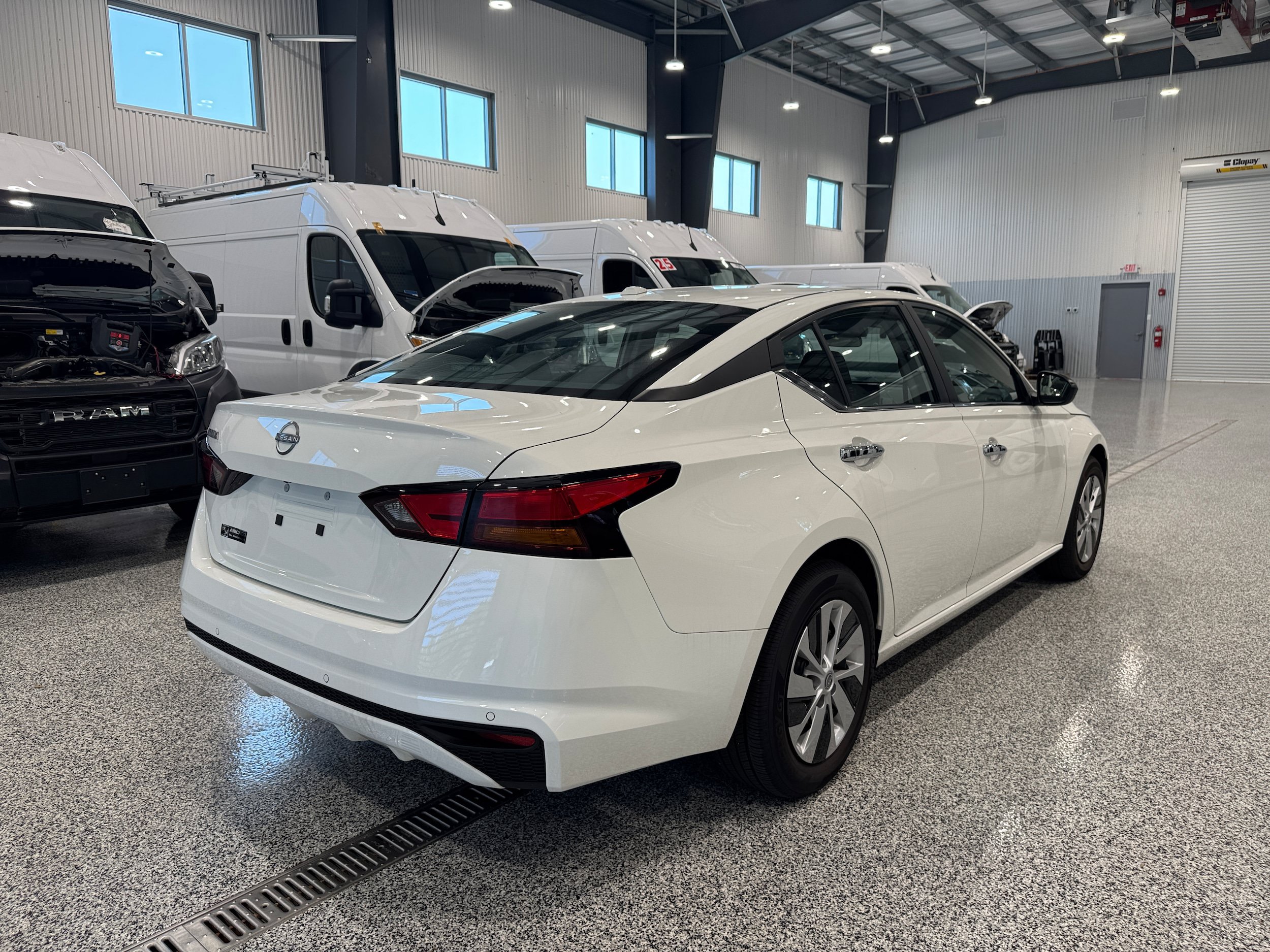 Used 2025 Nissan Altima 2.5 S FWD image 6