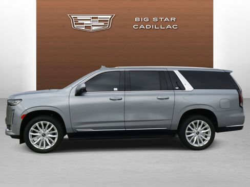 Certified 2024 Cadillac Escalade ESV Luxury image 2