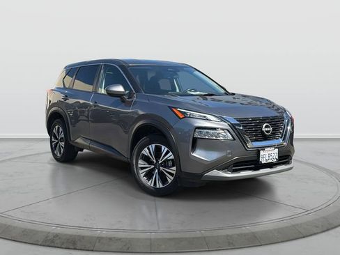 Certified 2023 Nissan Rogue SV FWD image 1