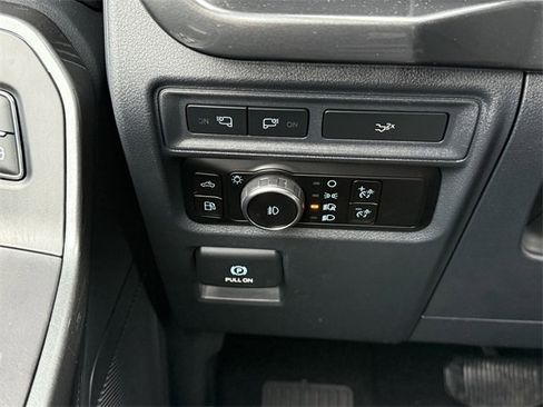 Certified 2023 Ford F150 XLT w/ Equipment Group 302A High image 20