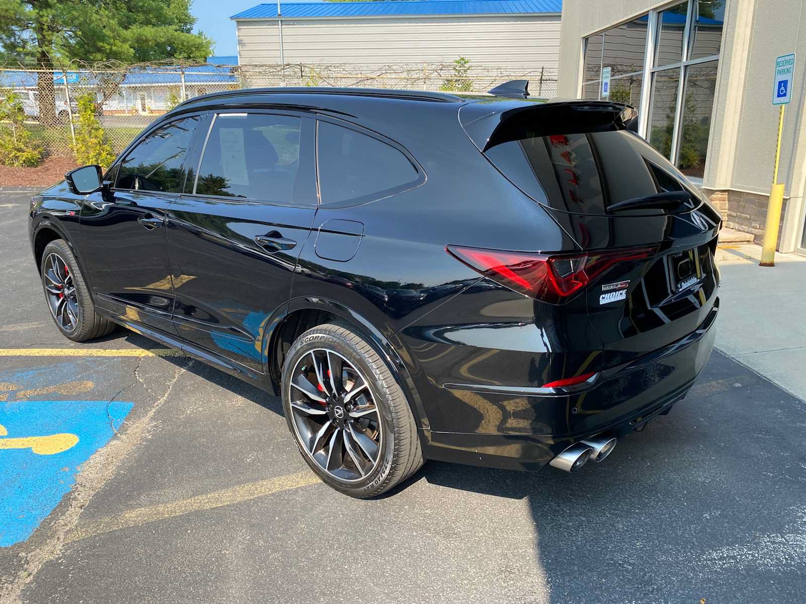 Used 2022 Acura MDX Type S w/ Advance Package AWD/4WD image 3