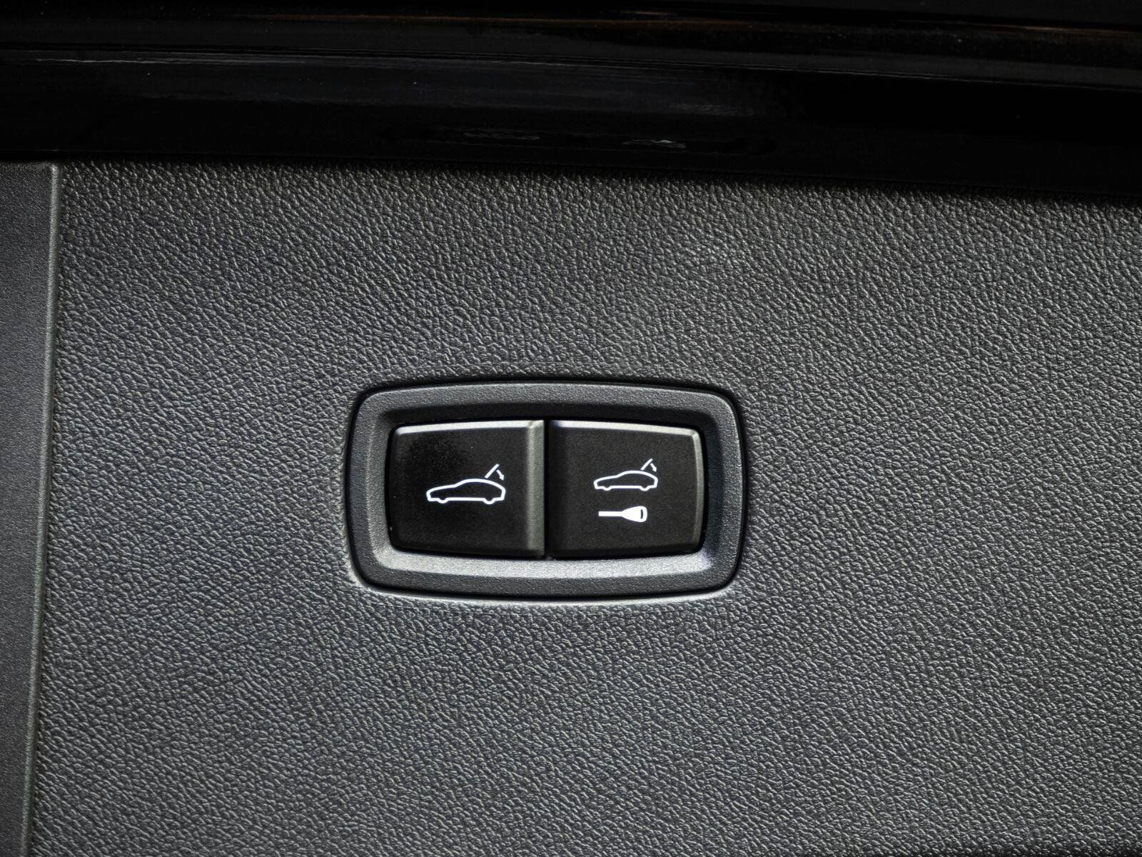 New 2026 Porsche Cayenne Turbo GT AWD/4WD image 32
