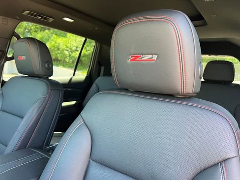 Used 2026 Chevrolet Traverse Z71 w/ LPO, Floor Liner Package AWD/4WD image 15