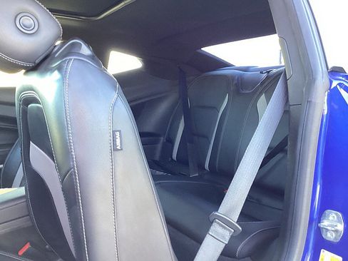 Used 2021 Chevrolet Camaro LT w/ RS Package image 14