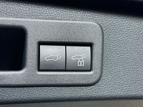 Certified 2025 Toyota 4Runner Limited AWD/4WD image 30