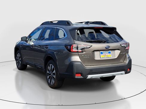 Certified 2023 Subaru Outback Limited AWD/4WD image 5