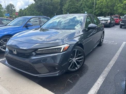 Used 2024 Honda Civic Touring image 2