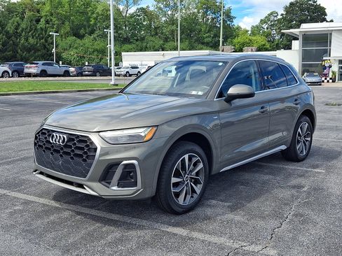 Used 2023 Audi Q5 2.0T Premium Plus w/ Premium Plus Package AWD/4WD image 3