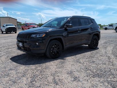 Used 2023 Jeep Compass Altitude w/ Convenience Group