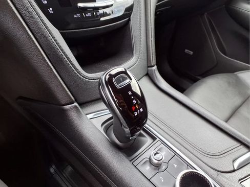 Used 2023 Cadillac XT6 Premium Luxury AWD/4WD image 8