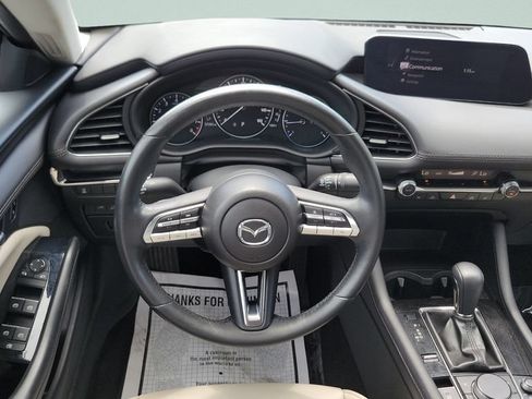Used 2023 MAZDA MAZDA3 s FWD image 12