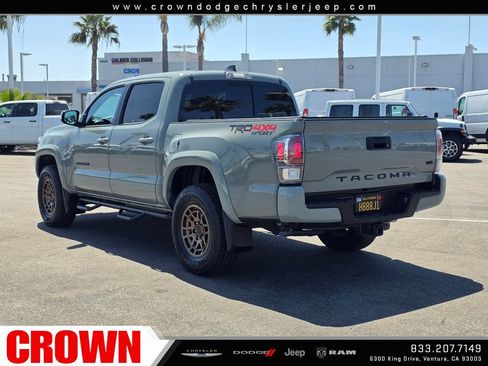 Used 2023 Toyota Tacoma TRD Sport AWD/4WD image 5