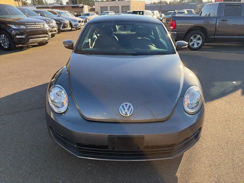 Used 2012 Volkswagen Beetle 2.5 image 13