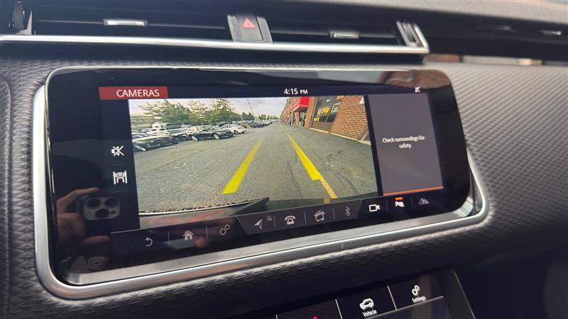 Used 2018 Land Rover Range Rover Velar R-Dynamic SE AWD/4WD image 39