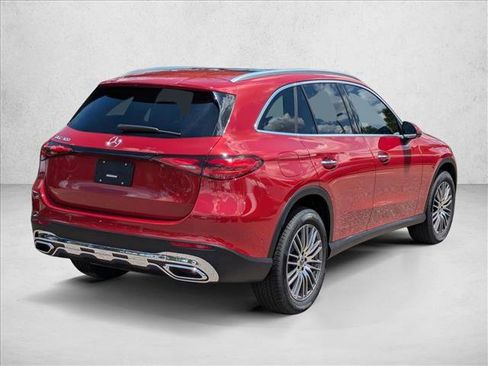 Certified 2026 Mercedes-Benz GLC 300 image 2