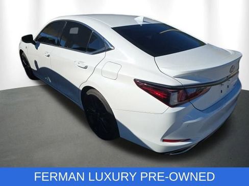 Used 2023 Lexus ES 350 F Sport image 4