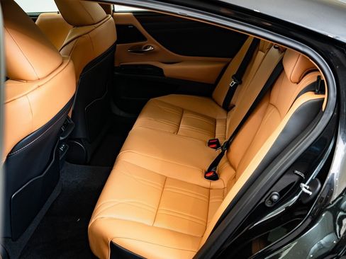 New 2025 Lexus ES 350 Ultra Luxury image 35