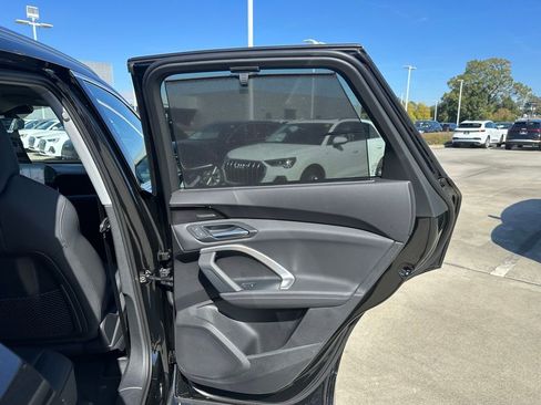 New 2025 Audi Q5 Premium Plus image 28