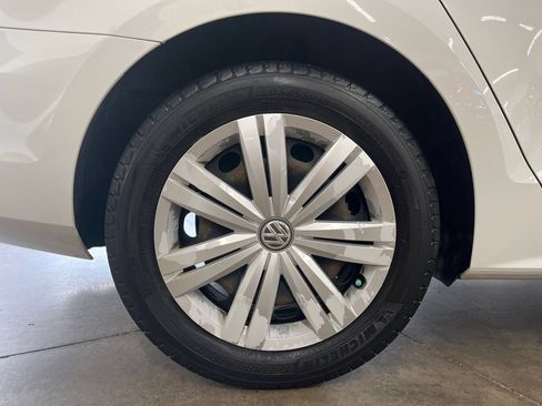 Used 2017 Volkswagen Jetta S FWD image 18