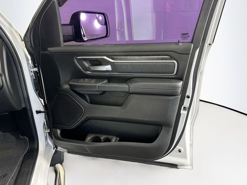 Used 2019 RAM 1500 Big Horn image 30