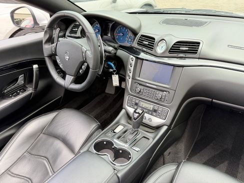 Used 2013 Maserati GranTurismo Sport RWD image 55