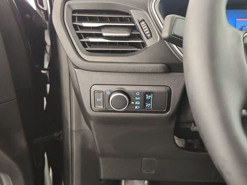 Used 2023 Ford Escape Active image 21