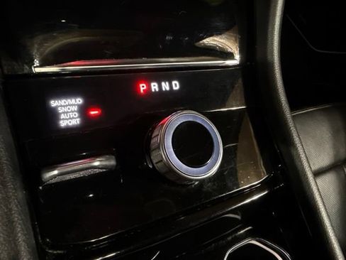 Used 2021 Jeep Grand Cherokee L Limited w/ Luxury Tech Group II AWD/4WD image 19