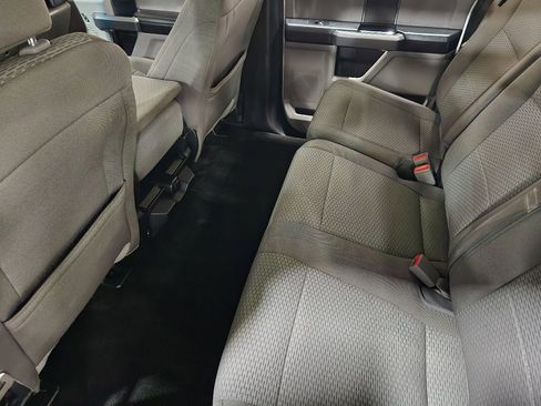 Used 2018 Ford F150 XLT image 49