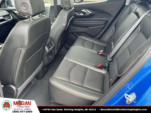 Certified 2024 GMC Terrain AT4 w/ Infotainment Package II AWD/4WD image 11
