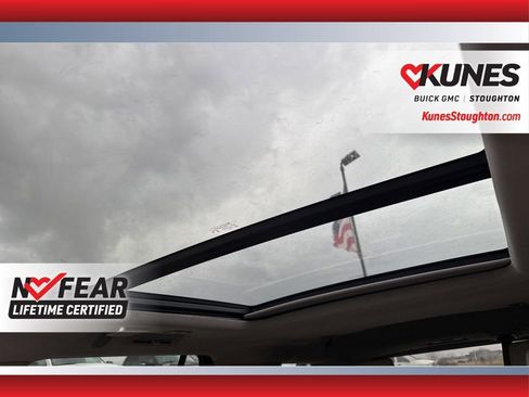 Used 2023 Cadillac Escalade Premium Luxury Platinum w/ Heavy-Duty Trailer Package AWD/4WD image 25