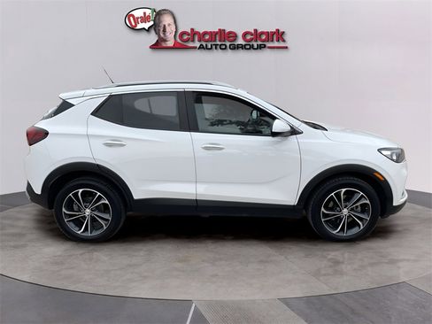 Used 2021 Buick Encore GX Select image 7
